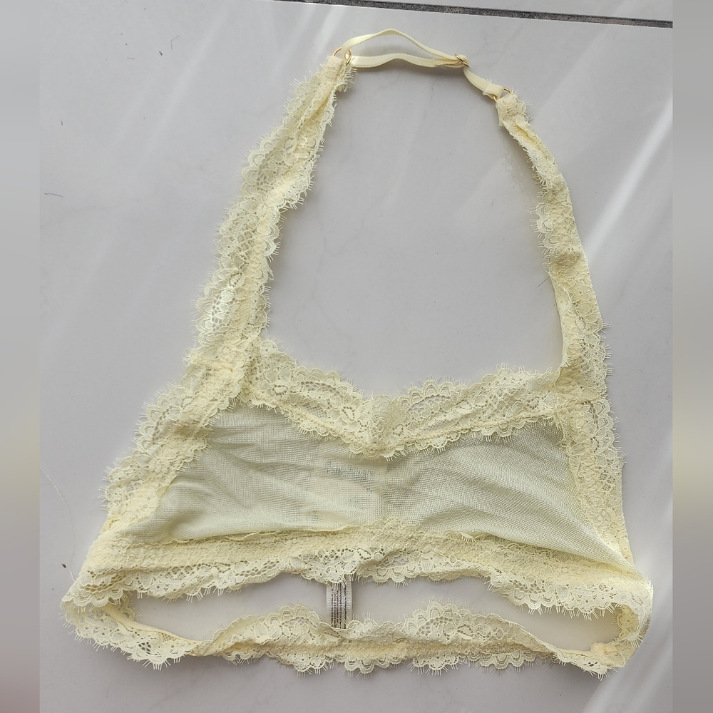 Free people Lace Bralette size m new with tag